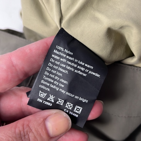 Helly Hansen skirt - Picture 8 of 10